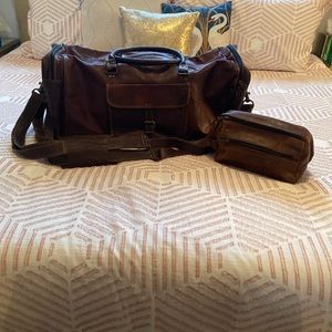 XL weekender bag. Genuine leather.